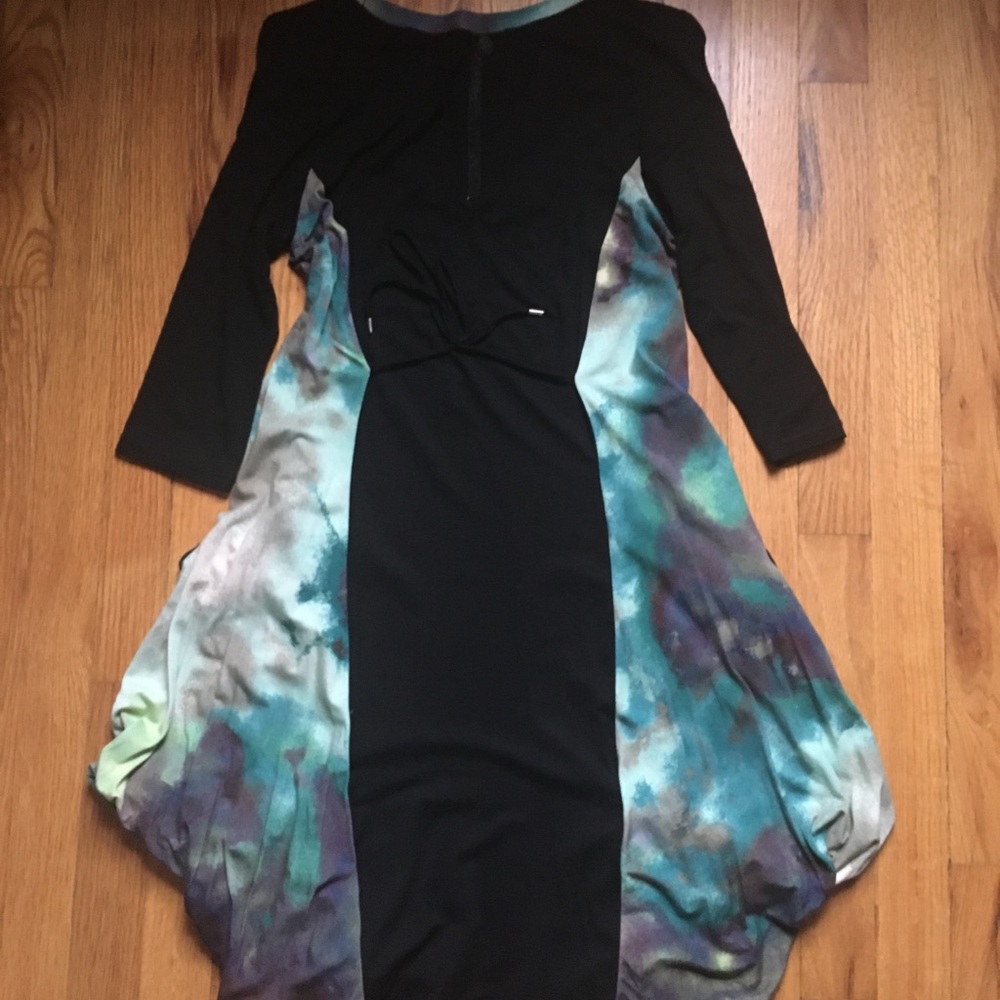 Dress - Picture 7 of 16